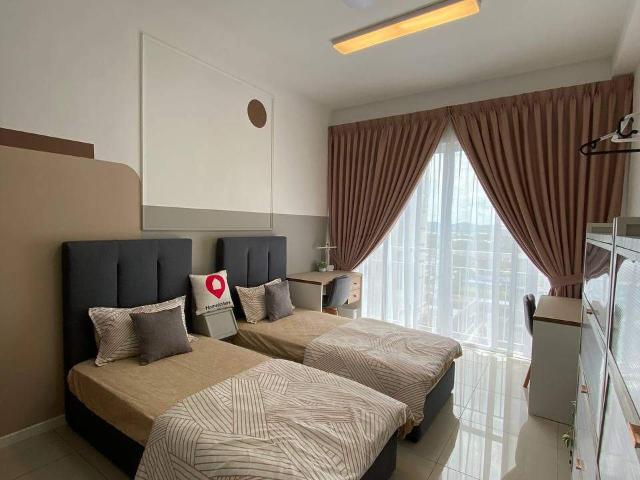 Room for rent in Petaling, Alam Impian