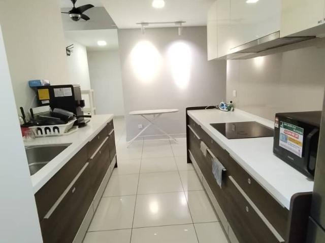 Room for rent in Petaling, Alam Impian