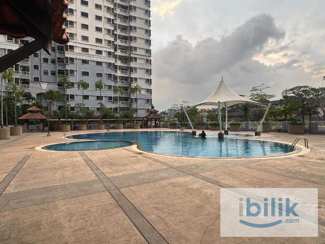 Room for rent in Petaling, Damansara Damai