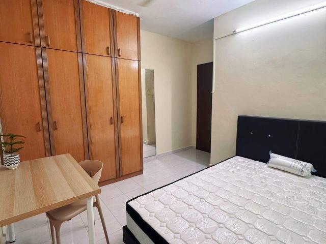 Room for rent in Country Heights Damansara, Kuala Lumpur