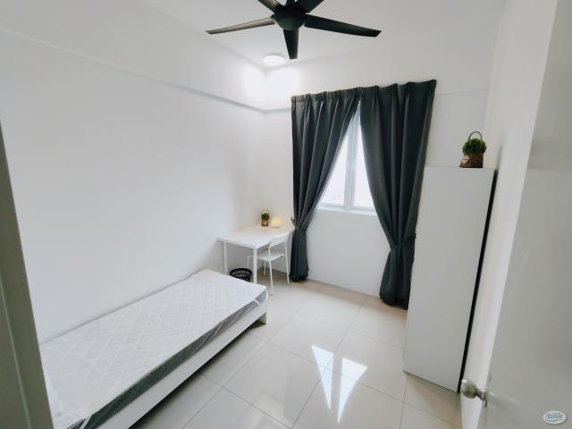 Room for rent in Bayan Mutiara, George Town
