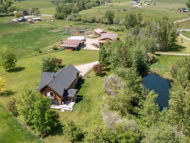 House for sale in Stevensville