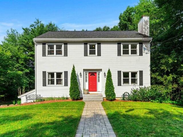 House for sale in New Hampshire