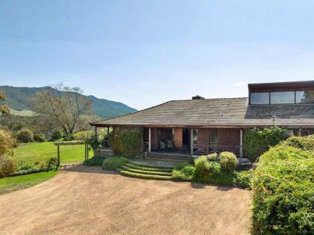 Cottage for sale in Bridge Creek, Victoria
