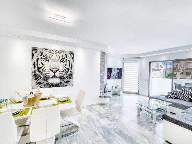 Apartamento en alquiler en Rícmar, Costa del Sol Occidental
