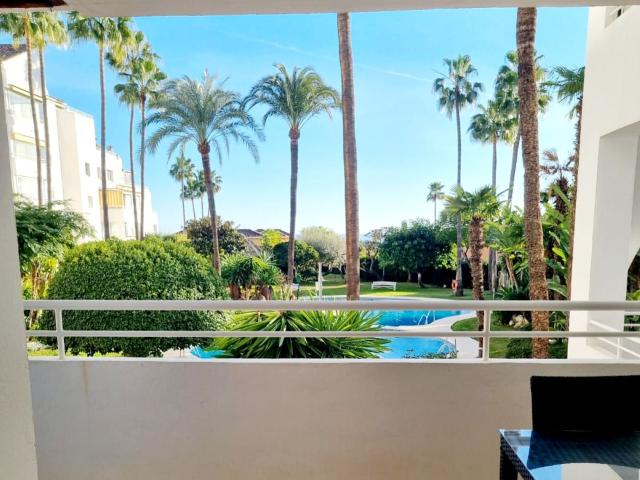 Apartamento en alquiler en Atalaya-Isdabe, Costa del Sol Occidental