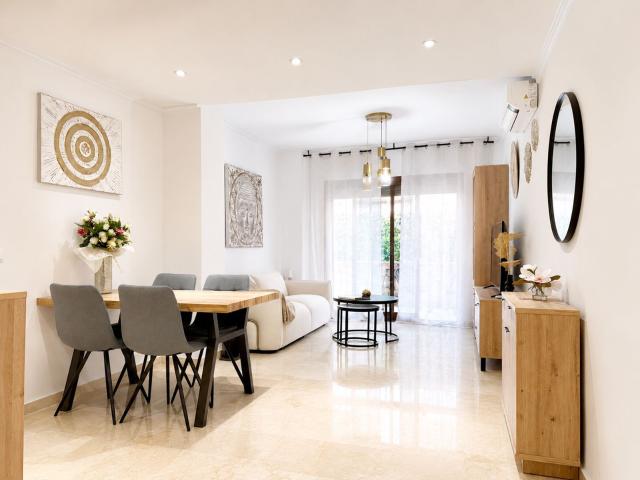 Apartamento en alquiler en Rícmar, Costa del Sol Occidental