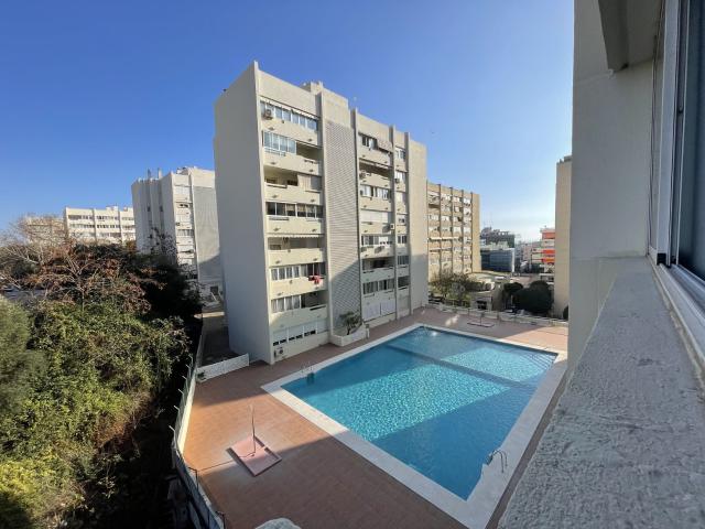 Apartamento en alquiler en Rícmar, Costa del Sol Occidental