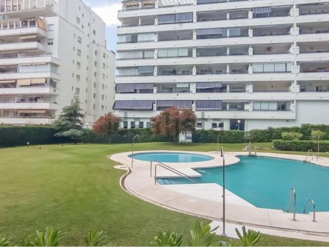 Apartamento en alquiler en Rícmar, Costa del Sol Occidental
