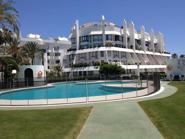 Apartamento en alquiler en Rícmar, Costa del Sol Occidental