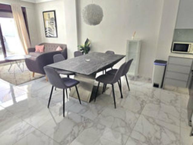 Apartamento en alquiler en La Rinconada, Marbella