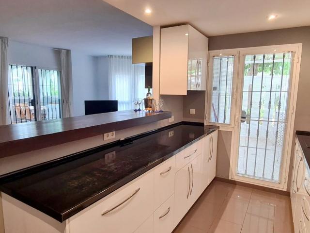 Apartamento en alquiler en Almería, Nueva Andalucía