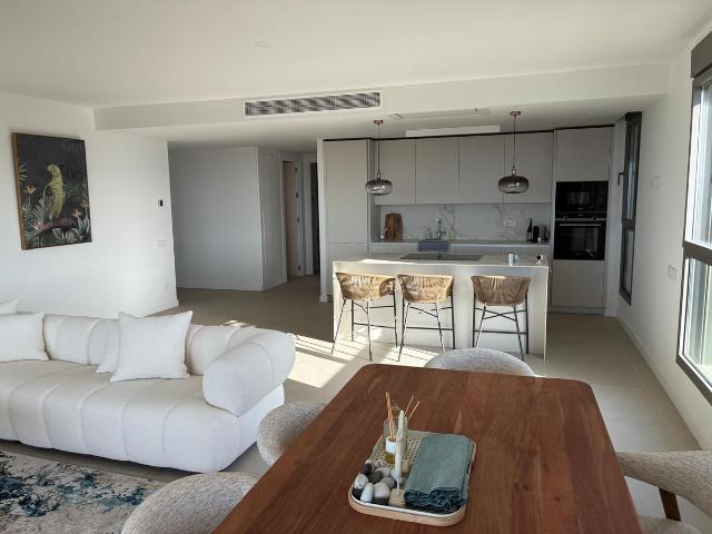 Apartamento en alquiler en El Velerín, Costa del Sol Occidental