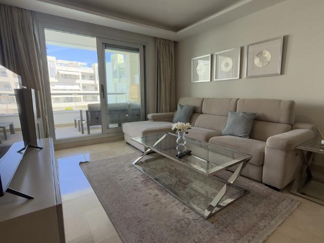 Apartamento en alquiler en Polígono Industrial San Pedro de Alcántara, Marbella