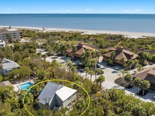 Condo for sale in Sanibel