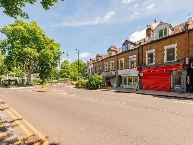 Apartment for rent in Hornsey, Greater London