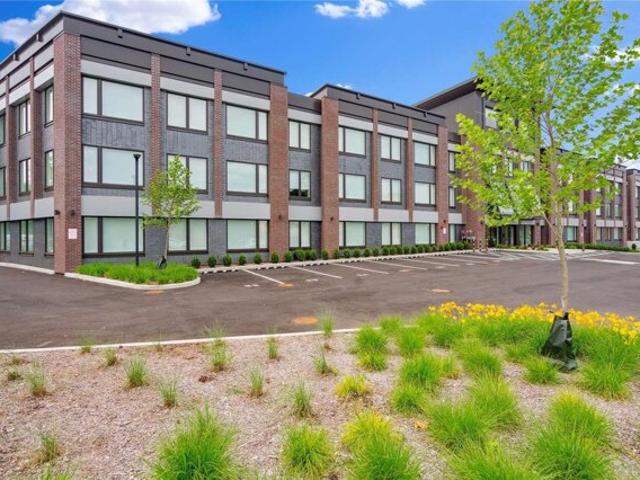 Condo for sale in Great Neck