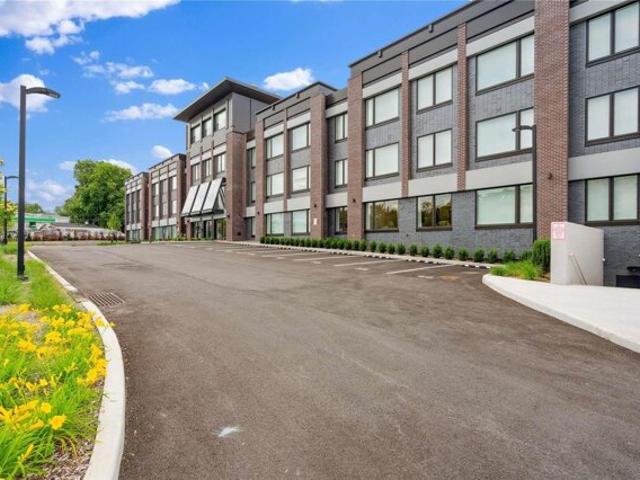 Condo for sale in Great Neck