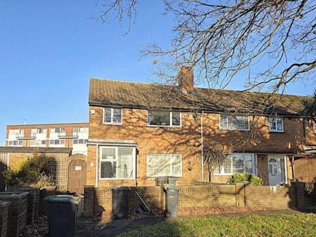 House for sale in Spring Vale, Hampshire