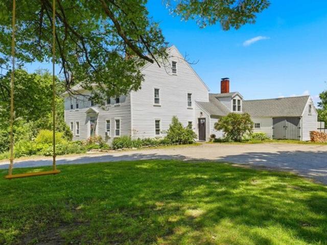 House for sale in New Hampshire
