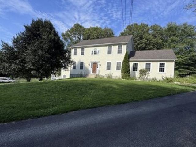 House for sale in Poquetanuck, Preston