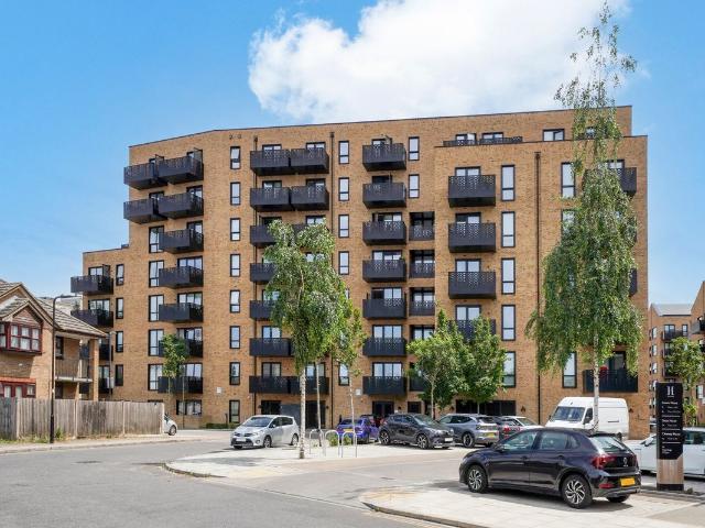 Apartment for rent in London Borough of Ealing, Hanwell