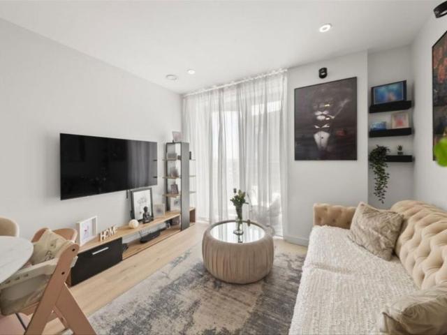 Apartment for rent in London Borough of Ealing, Greater London