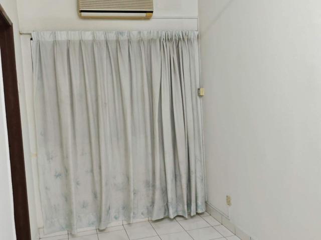 Room for rent in USJ 10 Taipan Triangle, Majlis Bandaraya Subang Jaya