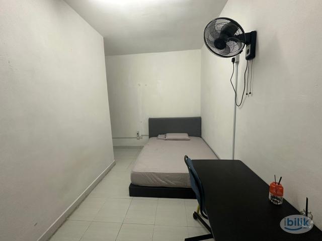 Room for rent in Langat, Selangor