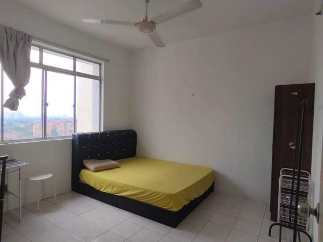 Room for rent in Country Heights Damansara, Kuala Lumpur
