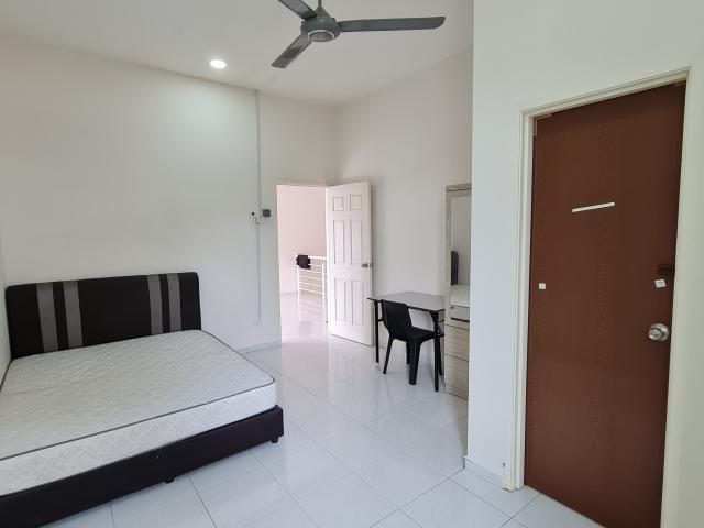 Room for rent in Malaka