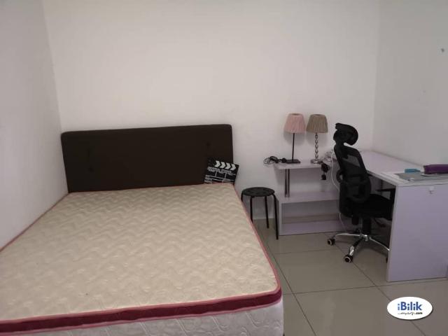 Room for rent in PJU 6, Petaling Jaya