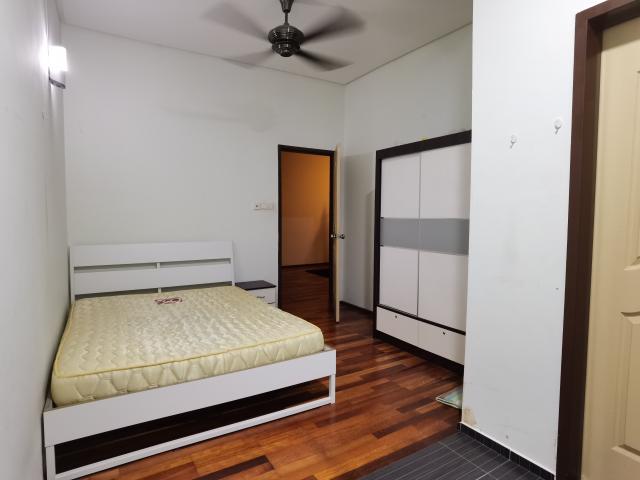 Room for rent in Petaling, Damansara Damai