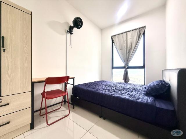 Room for rent in Wellesley, Penang