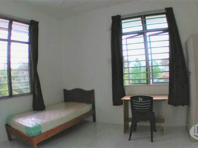 Room for rent in Wellesley, Penang