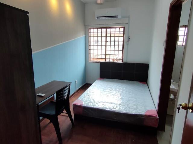 House for rent in Petaling, Alam Impian