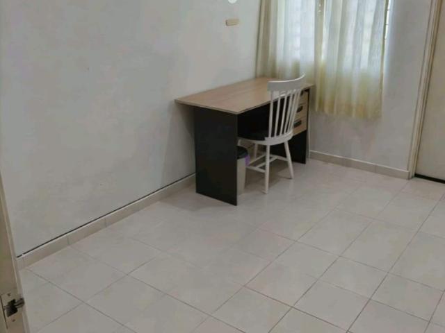 Room for rent in Perak