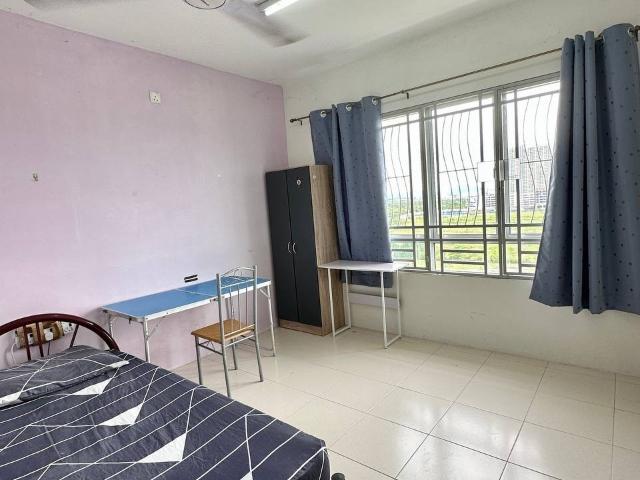 Room for rent in Wellesley, Penang