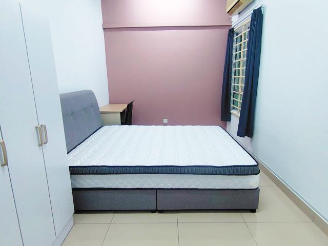 Room for rent in Petaling, Damansara Damai