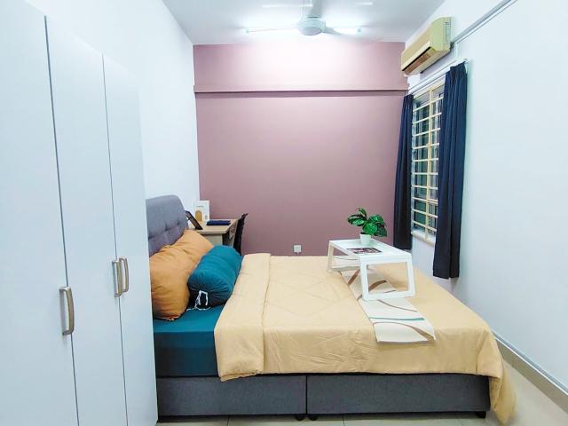 Room for rent in PJU 5, Petaling Jaya