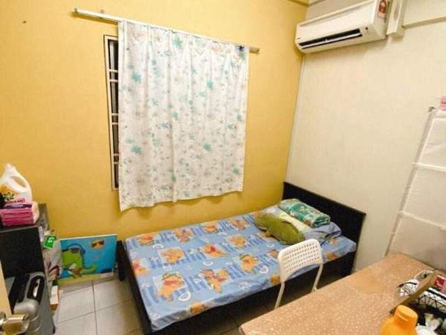 Room for rent in Petaling, Damansara Damai