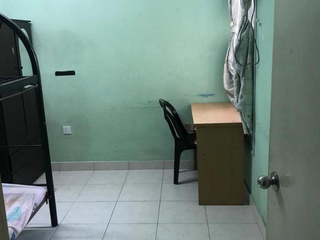 Room for rent in Tanjong Sepat, Selangor