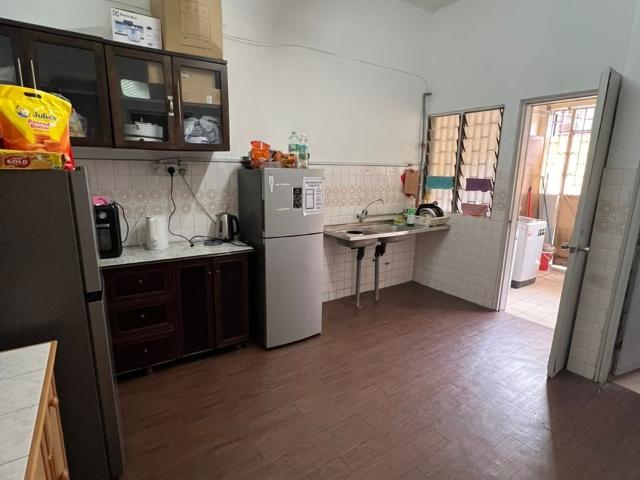 Room for rent in Petaling, Damansara Damai