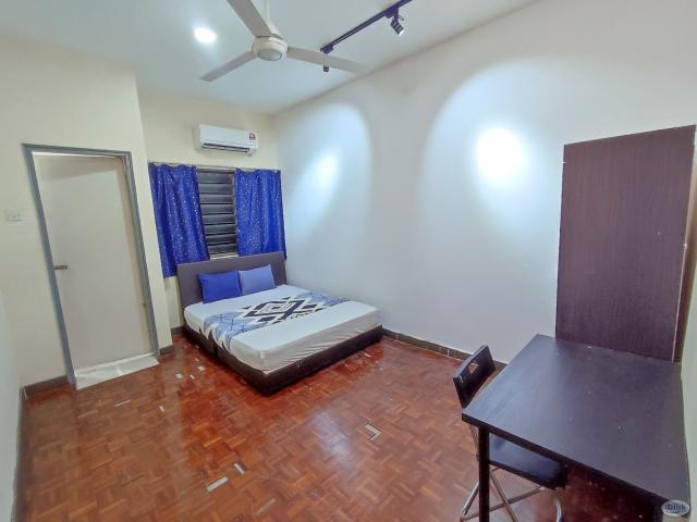 Room for rent in Petaling, Damansara Damai