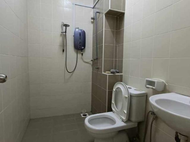 Room for rent in Petaling, Damansara Damai