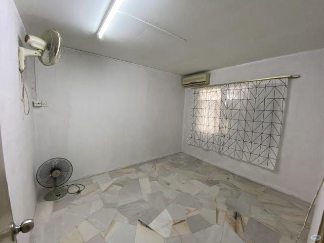 Room for rent in Country Heights Damansara, Kuala Lumpur