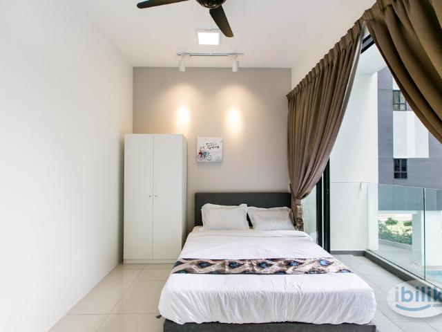 Room for rent in Petaling, Alam Impian