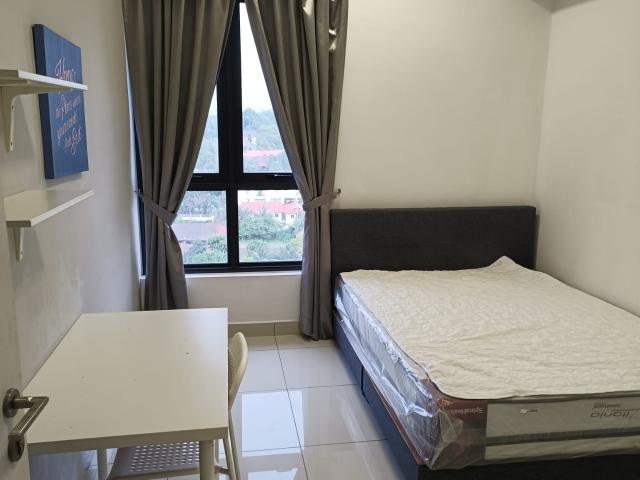 Room for rent in Petaling, Alam Impian