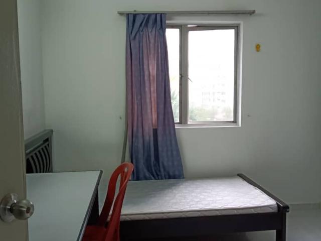 Room for rent in Country Heights Damansara, Kuala Lumpur