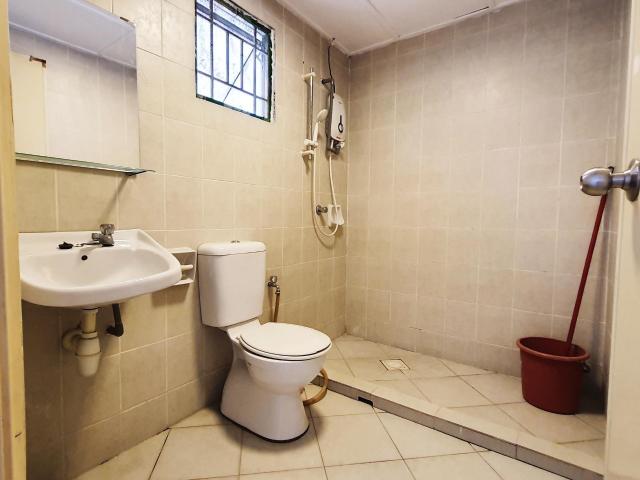 Room for rent in Country Heights Damansara, Kuala Lumpur